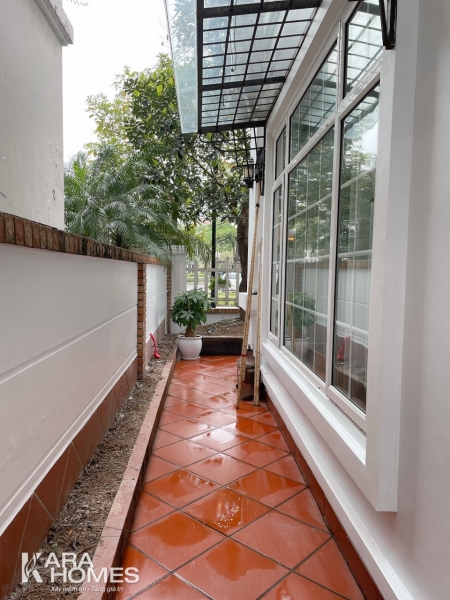 Bán biệt thự tiểu khu Hoa Anh Đào nội thất hiện đại tại KĐT Vinhomes Riverside