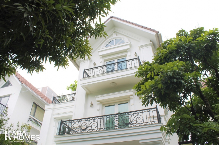 Cho thuê biệt thự Đơn Lập Hoa Phương có sân vườn không gian xanh tại KĐT Vinhomes Riverside