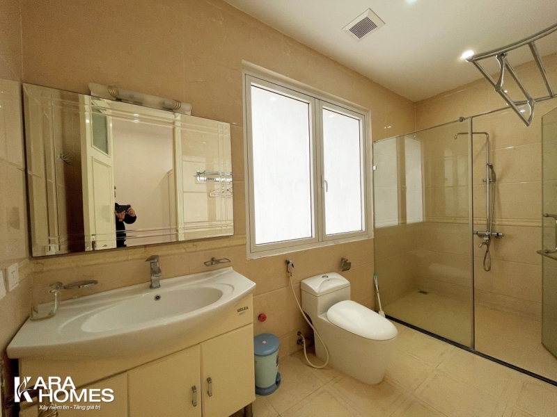 Cho thuê biệt thự đơn lập vừa hoàn thiện đủ đồ tiểu khu Hoa Phượng KĐT Vinhomes Riverside, Long biên