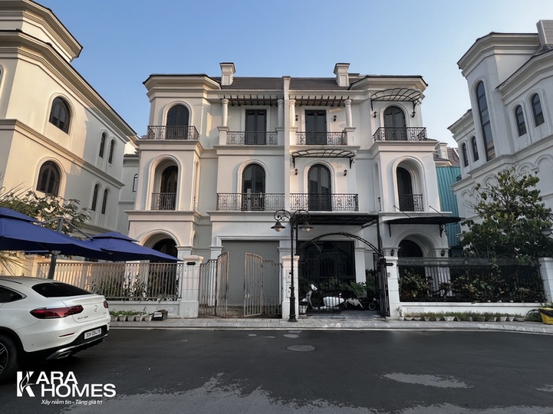 Bán biệt thự song lập Sao Biển hướng Tây Bắc, diện tích 125m2, gần hồ lớn trung tâm